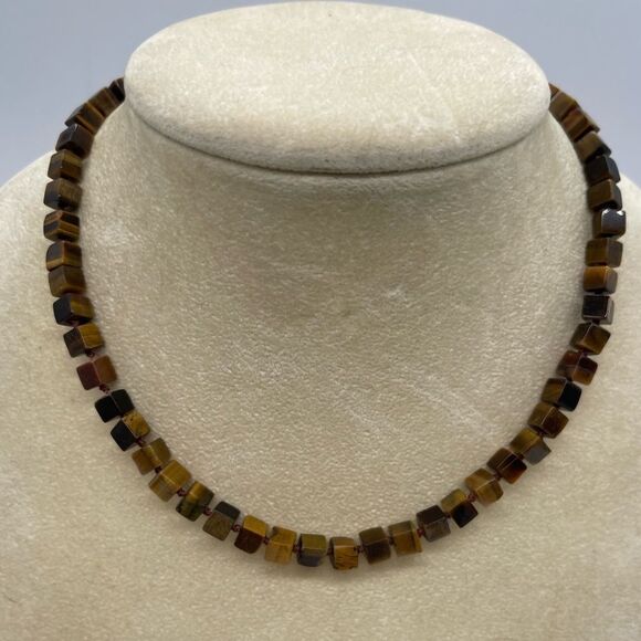 Tigers Eye Cube Shaped Necklace - Picture 3 of 4